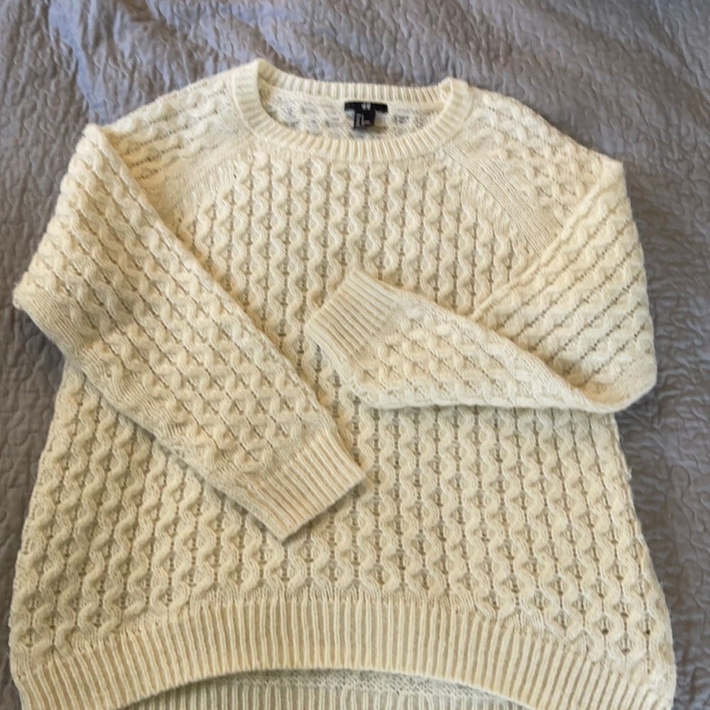 HM sweater
